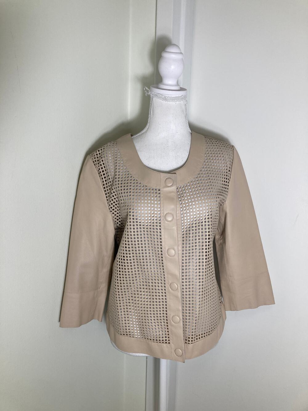 J'Envie Cream Genuine Leather Perforated Jacket Sz M